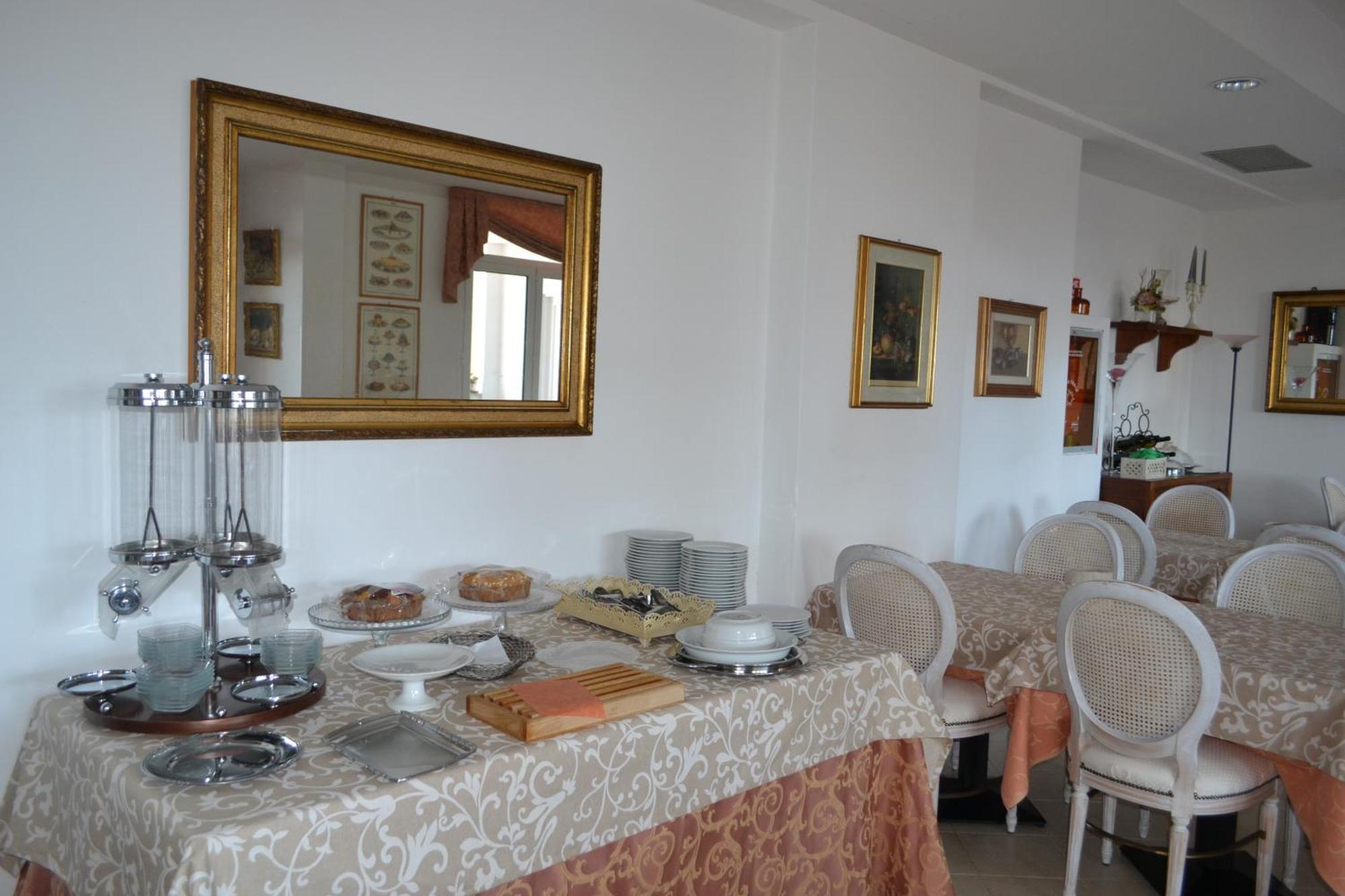 Hotel Noris Finale Ligure Luaran gambar
