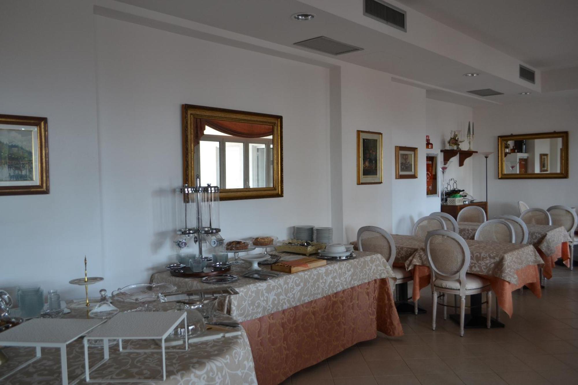 Hotel Noris Finale Ligure Luaran gambar