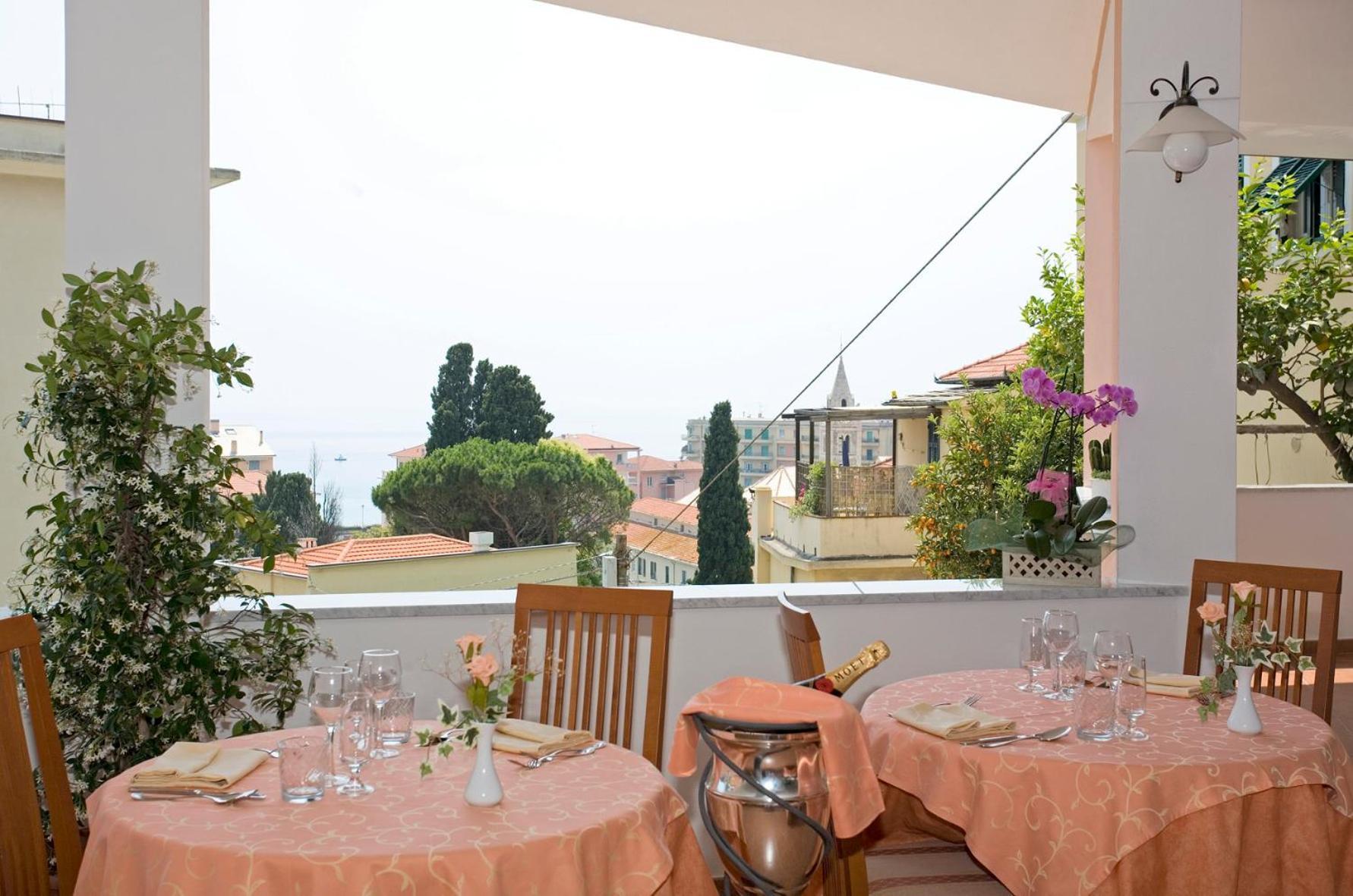 Hotel Noris Finale Ligure Luaran gambar