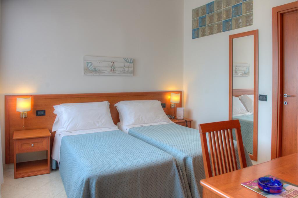 Hotel Noris Finale Ligure Luaran gambar